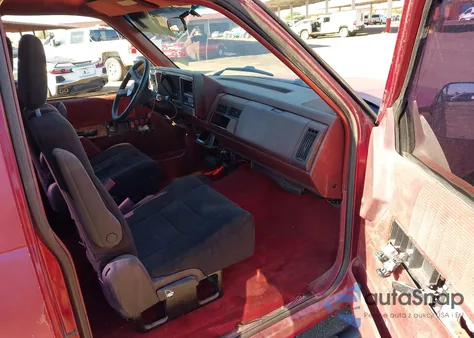 1990 Chevrolet Gmt-400 C1500 z USA, uszkodzony, nr VIN 2GCEC19K3L1151026